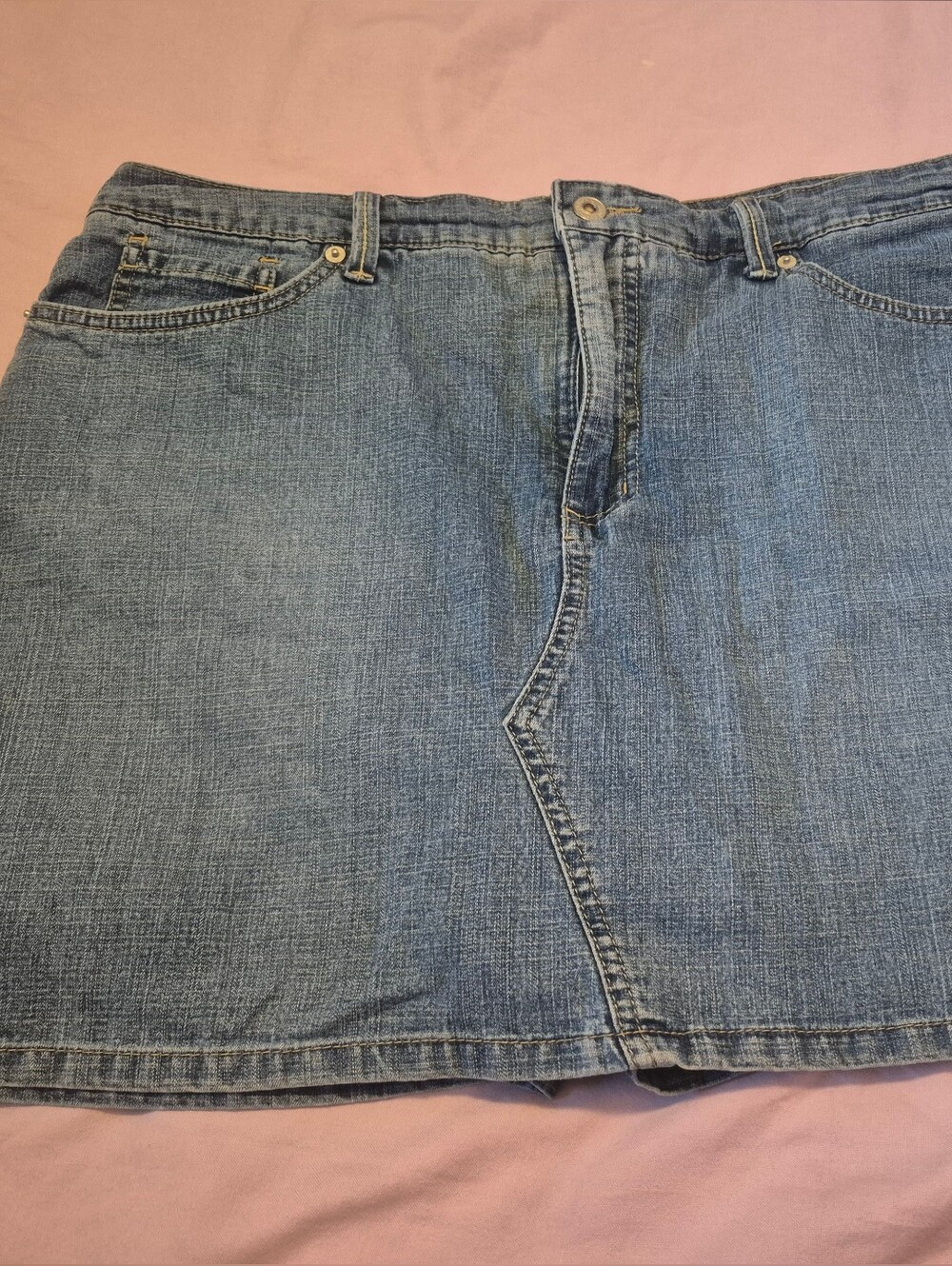 Gloria Vanderbilt Light Blue Denim Skort